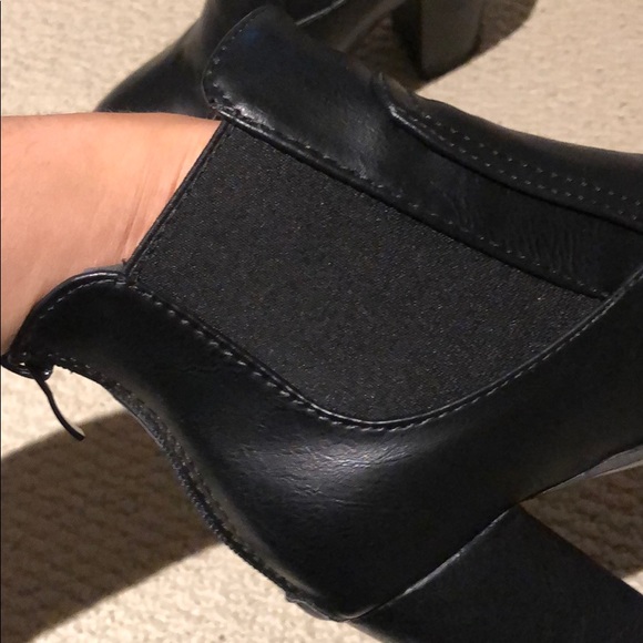 Stylish high heels boots - Picture 5 of 12